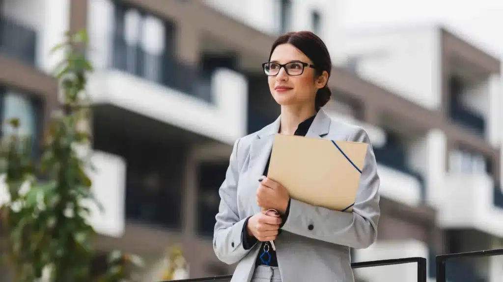 Why-You-Absolutely-Must-Send-Real-Estate-Review-1024x576